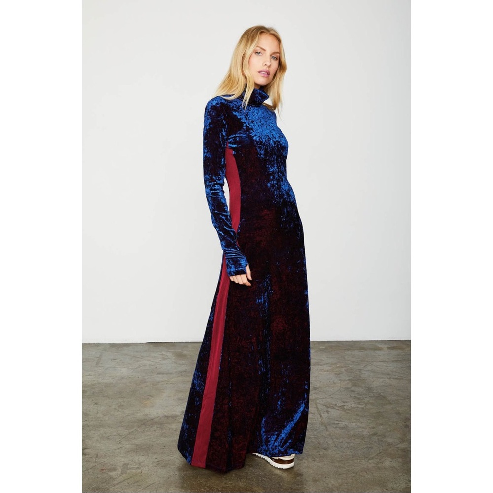 M Hah Velvet Long Sleeve Comfy Dress